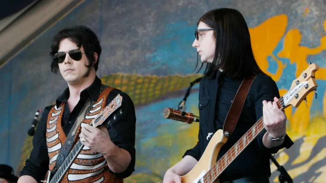 The Raconteurs lançou Broken Boy Soldiers XX, um pacote de aniversário de 20 anos do álbum de estreia, com 23 faixas, s…
