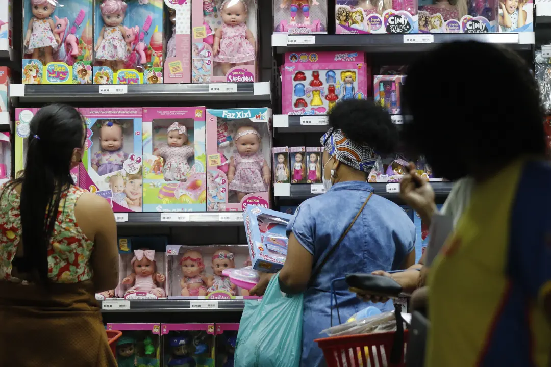 87% das pessoas querem comprar presentes no Dia das Crianças, sendo brinquedos os mais procurados com 35%. Eu penso que…
