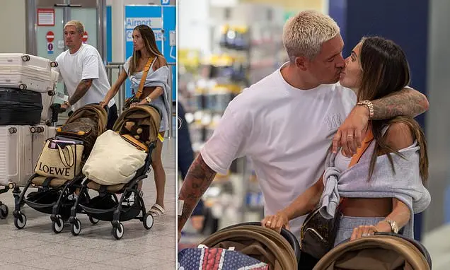 Amy Childs e Billy Delbosq trocaram um beijo ao voltarem para o Reino Unido depois do casamento luxuoso deles em Marbel…