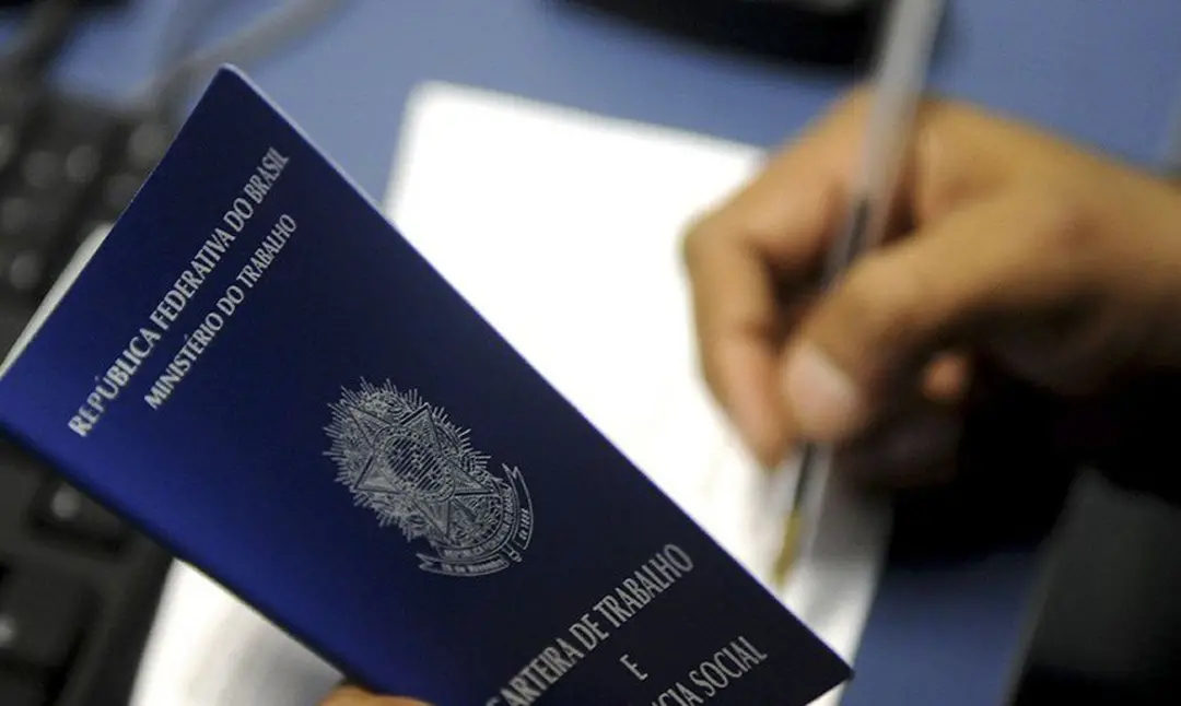 Rio gerou 13,1 mil postos formais em agosto, o melhor em quatro anos. Esse número dobra a média desde 2021 e mostra que…
