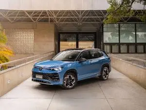 VW Tiguan evoluiu com motor de Audi e nova tecnologia para enfrentar os SUVs chineses no mercado. É bom ver um moviment…