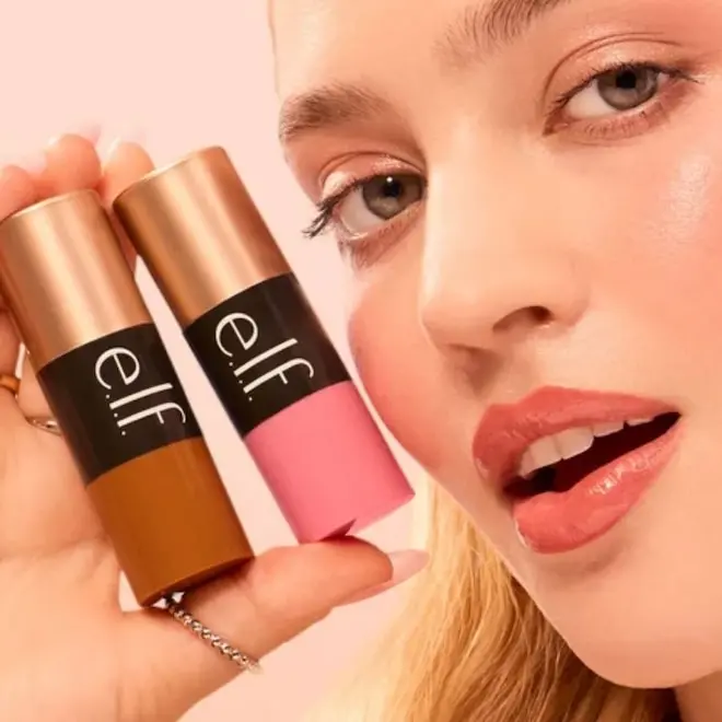 e.l.f. tá com ofertas de produtos parecidos com Rhode, Rare Beauty e SKIMS na Prime Day. Pra quem curte maquiagem sem g…