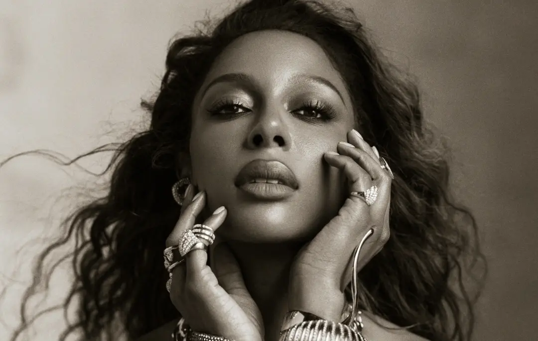 Victoria Monét lança o segundo álbum, Frequency Of Love, mostrando uma nova fase musical. É notável como ela incorpora …