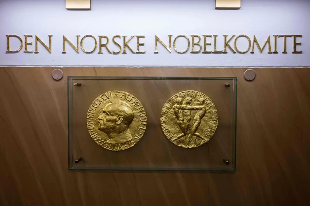 Três cientistas ganham Nobel de Medicina de 2026 com US$ 1,22 milhão cada por descobertas sobre optogenética. Parece mu…