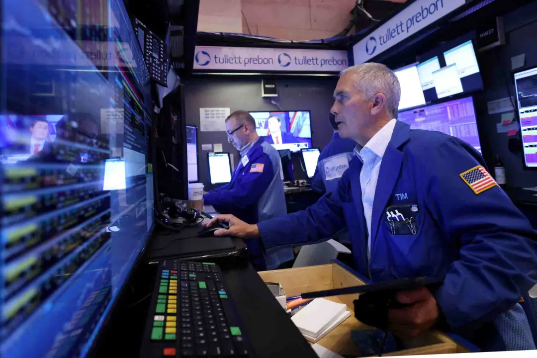 Mercado de trabalho mais fraco nos EUA fez as apostas de aumento de juros pelo Fed diminuírem para menos de 20% em outu…