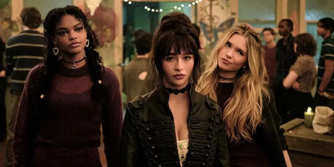 Wednesday encontra Charmed no novo drama teen sobrenatural do Disney+. Ver essas narrativas de magia se cruzando sugere…