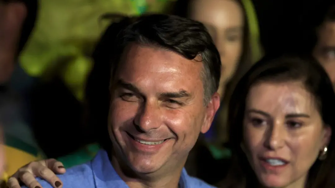 Flávio Bolsonaro ficou à frente de Lula nos quatro Estados com maior abstenção, como Mato Grosso do Sul com 23,87% de a…