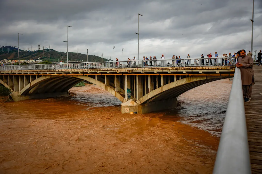 Temporal em nove comunidades na Espanha segue, mas sem previsão de chuva torrencial. A inestabilidade persiste, mas o r…