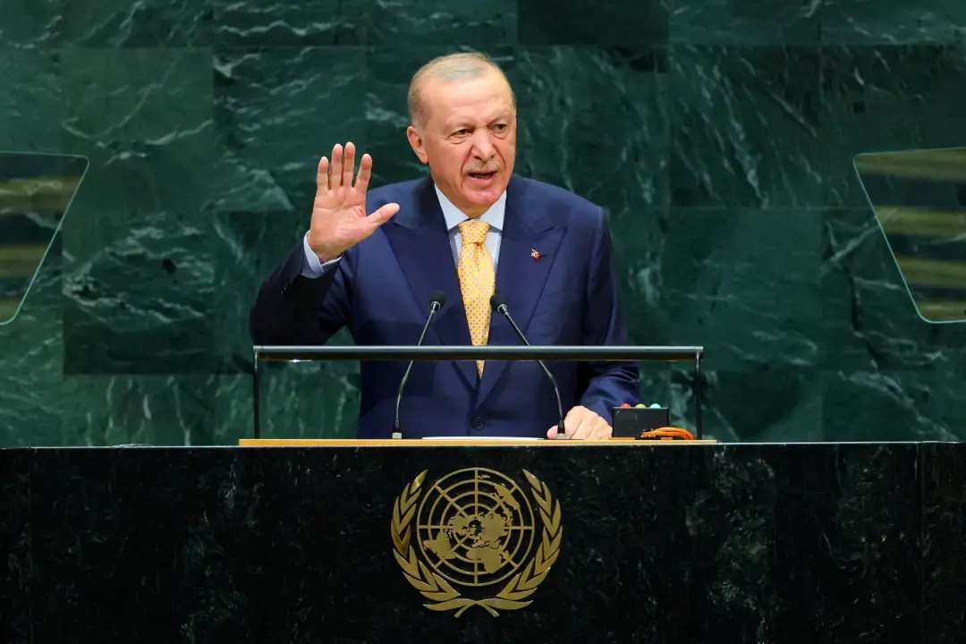 Turquia, escândalo de 17 bilhões de euros envolve 131 fundos de investimento e já atinge gente ligada ao governo Erdoga…