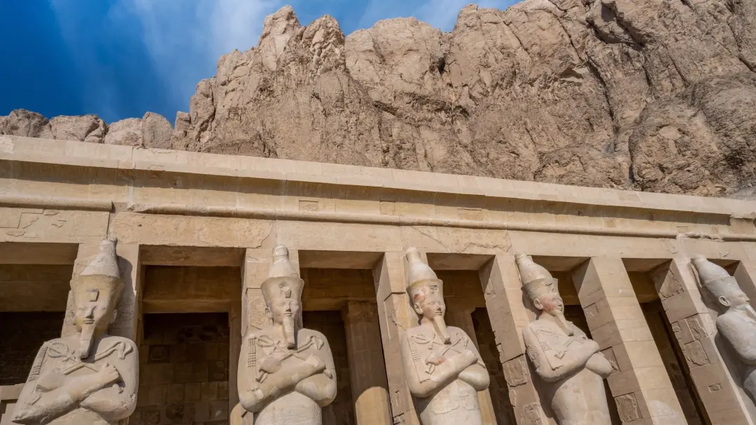 Skulls de 5000 anos no Egito mostram que mais de uma dúzia de assistentes reais tiveram finais tristes para honrar fara…