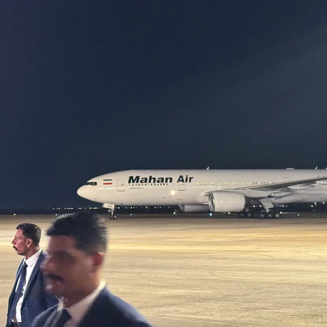 Boeing voando de Teerã para Sudeste Asiático mesmo com sanções dos EUA visando fechar as companhias aéreas iranianas. E…