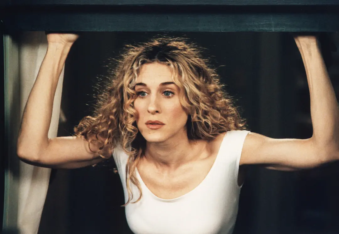 Sarah Jessica Parker diz que nunca usa o guarda roupa icônico do Sex and the City, mesmo tendo ele guardado. Isso mostr…