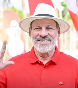 Delúbio Soares não foi eleito deputado federal em Goiás com 14218 votos, ficando na primeira suplência. A derrota mostr…