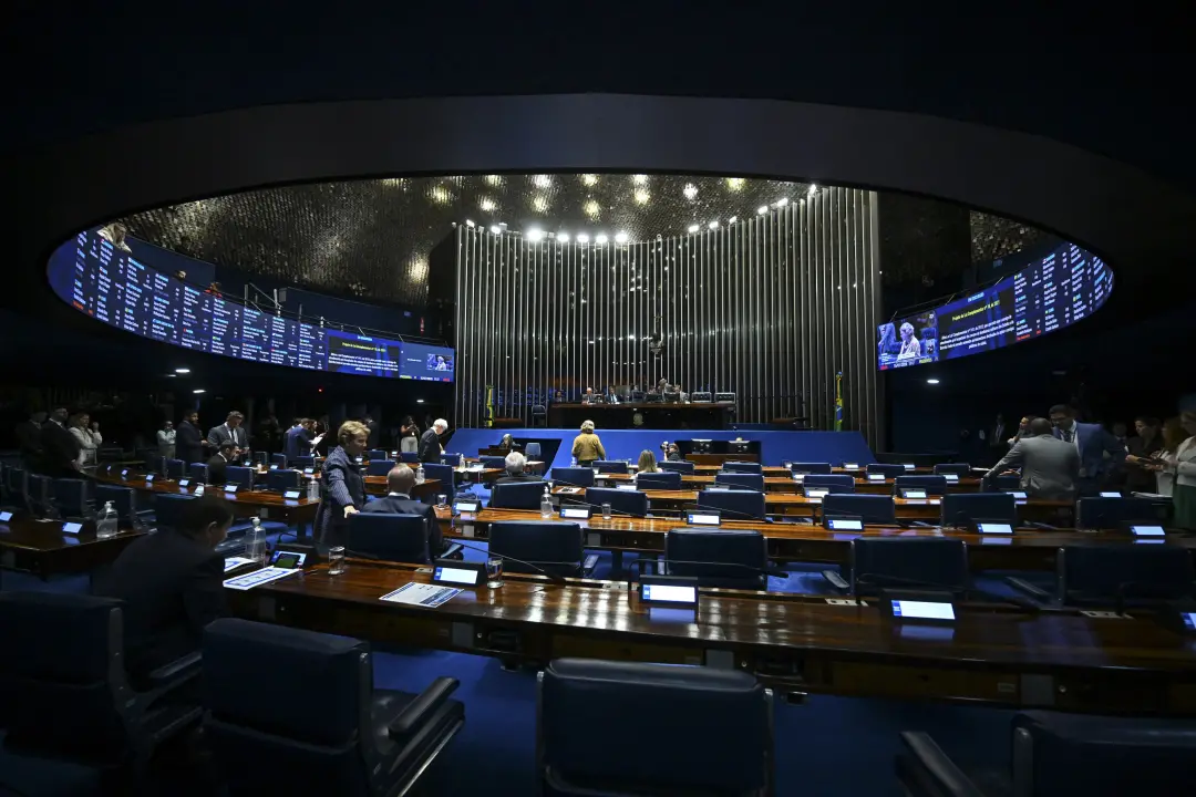 PL com 28 senadores no Senado Federal, ganhando 19 cadeiras na renovação. A ampliação da bancada mostra a força de repr…