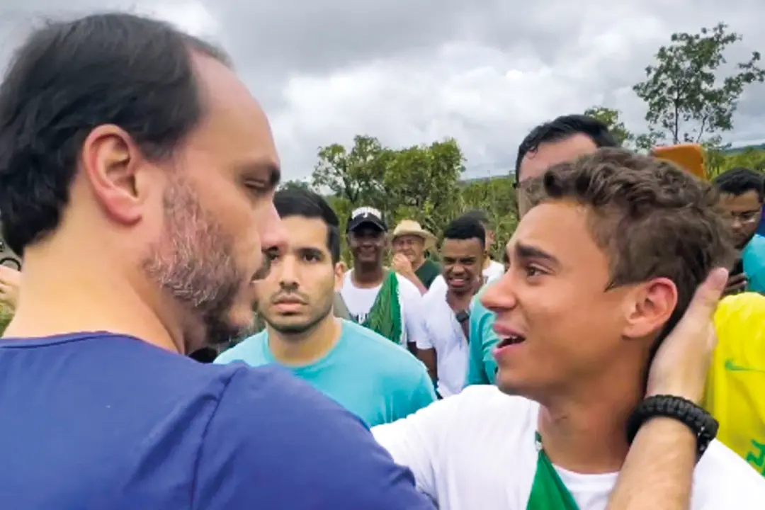 Nikolas Ferreira levou 1.492.047 votos em 2022, o maior número de votos de deputado federal no Brasil. As críticas de o…