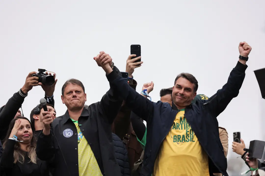 São Paulo viu Tarcísio de Freitas ser reeleito com 62,6% dos votos válidos. Essa derrota sucessiva para Haddad mostra a…