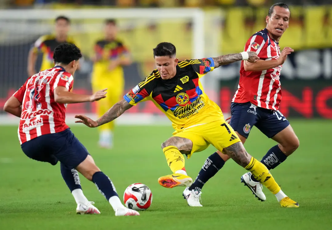 Guadalajara contra Club América, dois rivais mexicanos, se enfrentam em amistoso no Glendale, Califórnia, dia 4 de outu…