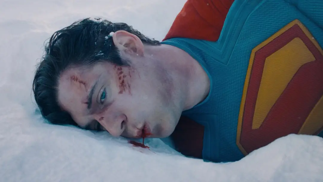 James Gunn está testando o DCU focando em personagens menores, diferente do DCEU anterior. O Superman teve bom desempen…