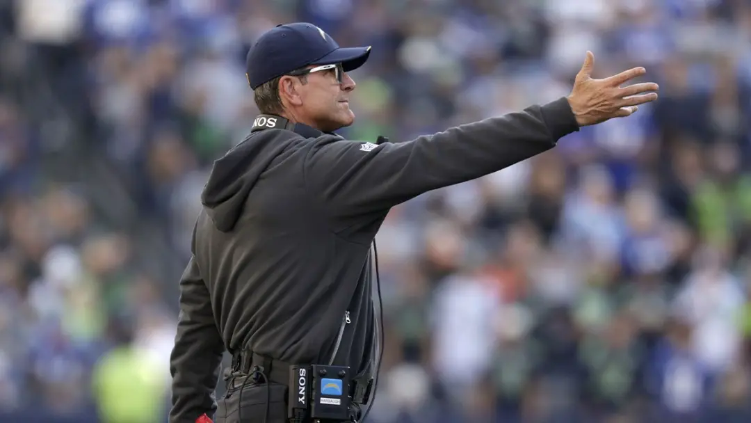 Jim Harbaugh garantiu que Mike McDaniel continuará na equipe dos Chargers mesmo com o início 0-4. É importante manter a…