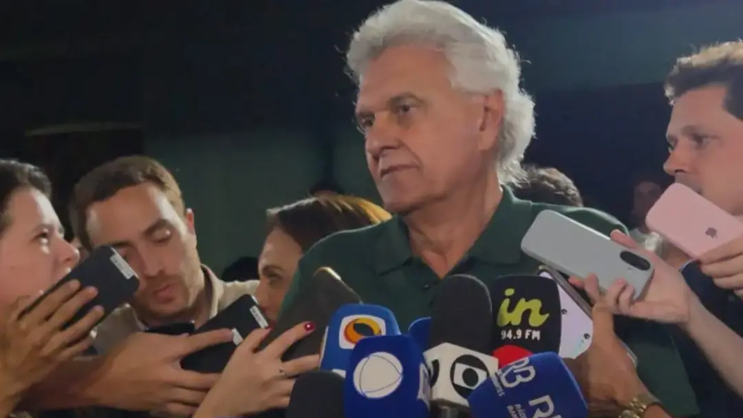 Caiado afirmou que segue atuando na política após a eleição presidencial em Goiás. É um sinal de continuidade no proces…