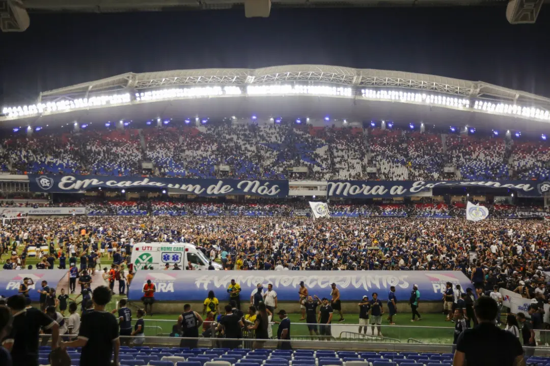 Em Belém, o Remo começa a luta pela Série A, com 23 pontos e oito pontos atrás do Vasco, na dez rodadas finais. A lembr…