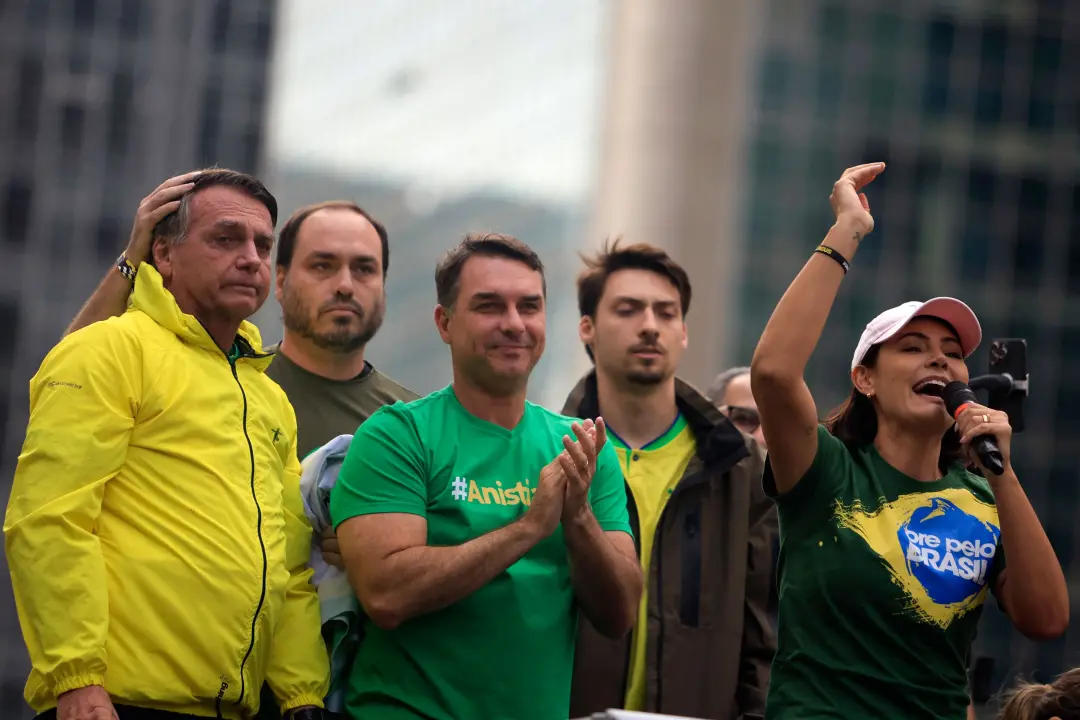 31 vitórias da família Bolsonaro desde 1988 com as eleições deste domingo. A gente vê que o peso da trajetória política…