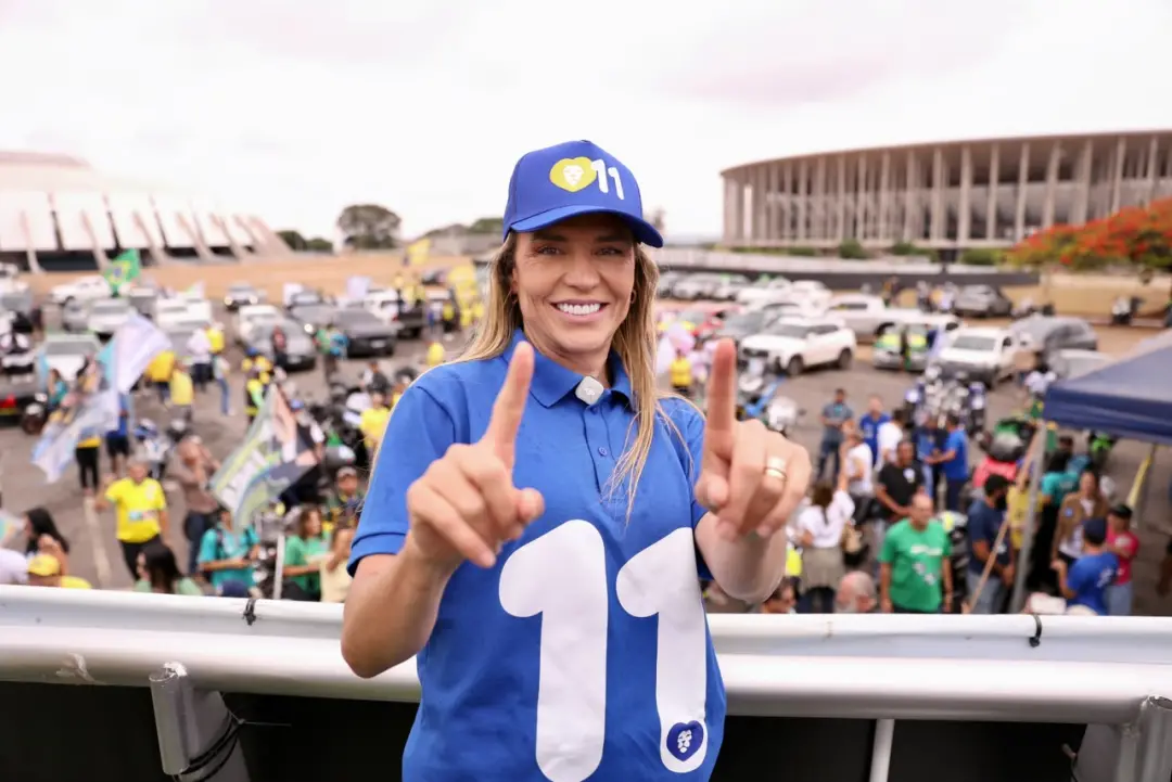 Celina Leão avançou para o segundo turno em 2026 no Distrito Federal contra Leandro Grass. A disputa mostra a força del…