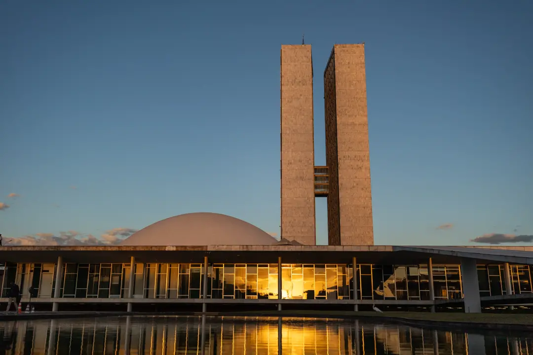 O PL consolida a maior bancada no Senado, com 16 senadores eleitos e projeção de até 30 cadeiras para 2027. Isso mostra…
