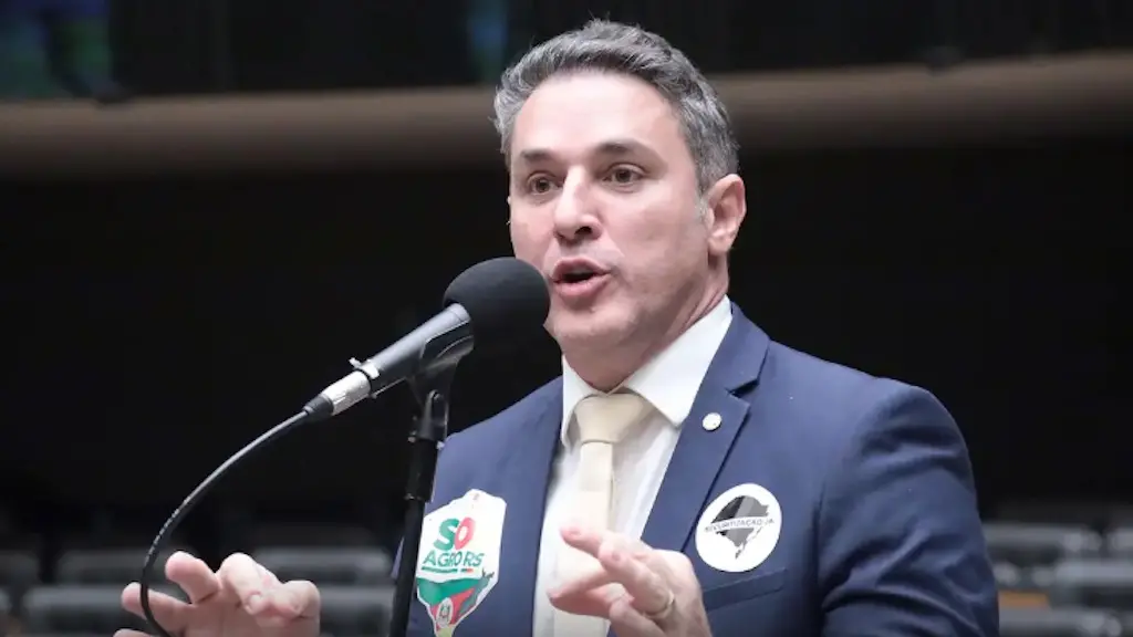 Luciano Zucco venceu o governo do Rio Grande do Sul com 57,88% dos votos válidos no primeiro turno. Como militar reform…