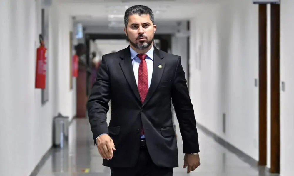 Marcos Rogério foi eleito governador de Rondônia com 56,88% dos votos. É um caminho longo de política, desde vereador a…