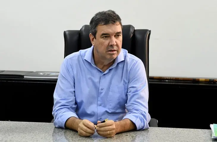 Eduardo Riedel foi eleito governador de Mato Grosso do Sul com 67,36% dos votos válidos no primeiro turno. A eleição se…