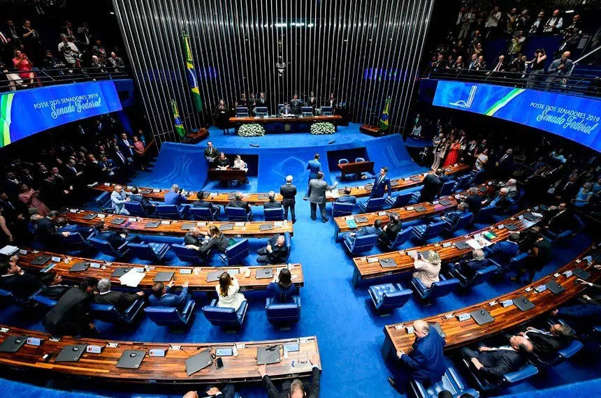 Distrito Federal foi a primeira Unidade da Federação com três senadoras mulheres, com a eleição de Michelle e Bia, soma…