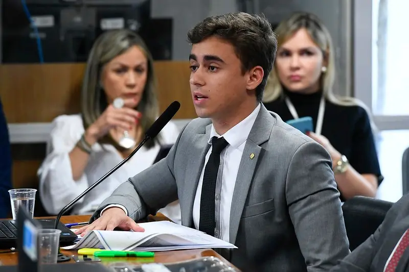 Nikolas Ferreira virou deputado federal mais votado da história, com mais de 2 milhões de votos em Minas Gerais. Um núm…