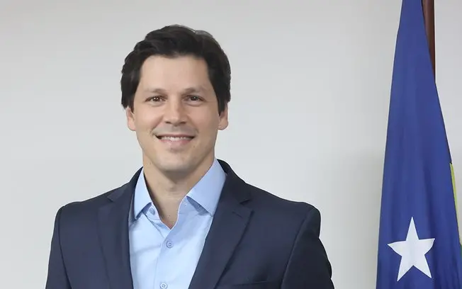 Daniel Vilela garantiu a reeleição como governador de Goiás com 1.920.907 votos no primeiro turno. Acho que a votação r…
