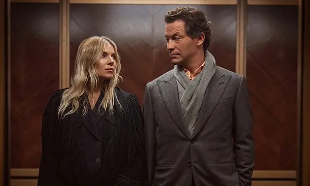 Sienna Miller e Dominic West em War, onde ela tenta um jogo de sedução com o chefe de redes sociais. A história mostra …