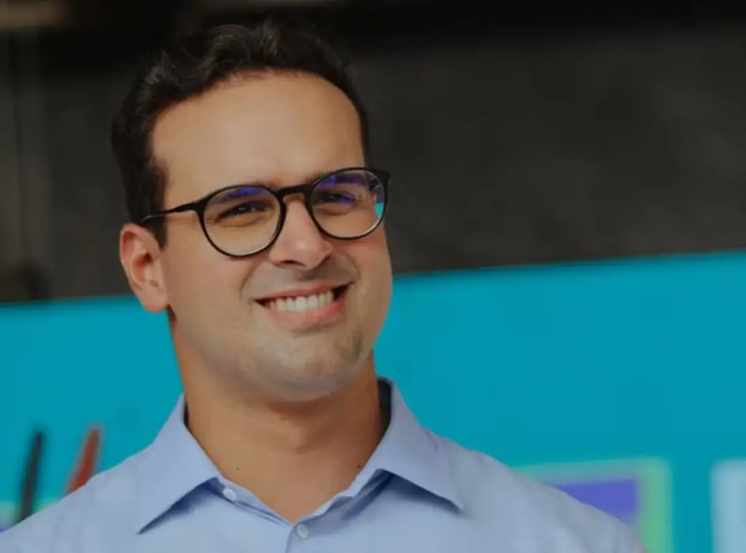 Lucas Ribeiro foi eleito governador da Paraíba no primeiro turno, atingindo 64,34% dos votos válidos. A estabilidade qu…
