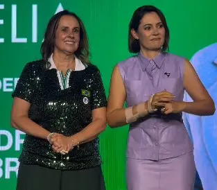 Maria Amélia, doceira dos Bolsonaro, não foi eleita deputada federal pelo DF com pouco mais de 15 mil votos, mesmo com …