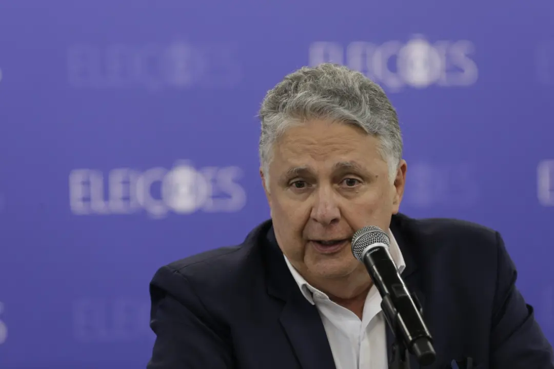 Ministro Nunes Marques manteve os votos de Garotinho no cálculo da eleição do Rio, mesmo com recurso pendente. Essa reg…