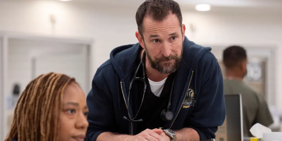 The Pitt, série original da HBO Max, gerou debate sobre a medicina moderna com sua narrativa em tempo real. A série se …