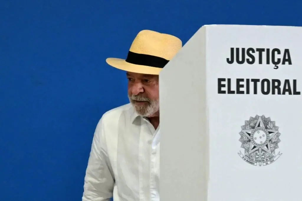 Coordenador de campanha do Lula disse que ele tá tranquilo com a apuração em São Paulo, com 19% das urnas apuradas. É c…