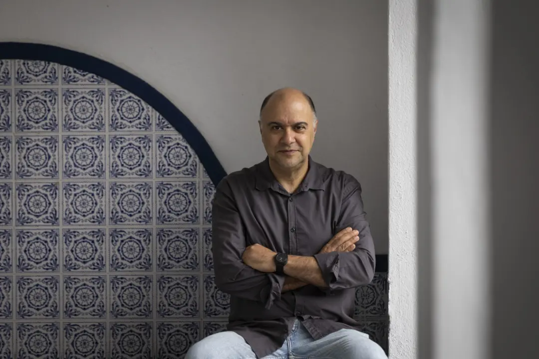 Jairo Nicolau viu o Flávio Bolsonaro crescer mais que o esperado com 12,4% das urnas apuradas. A força do voto útil de …