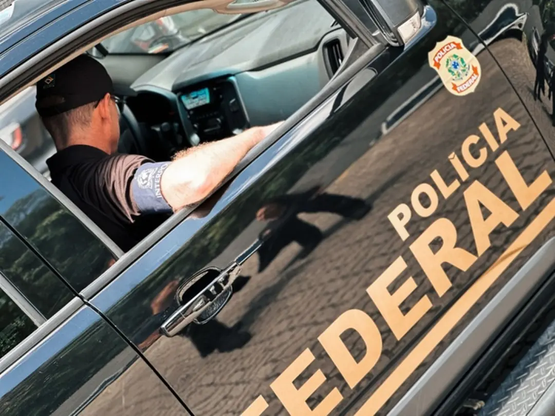 646 pessoas conduzidas e 108 mil reais apreendidos pela PF até as 17h do primeiro turno. Propaganda irregular foi o tip…
