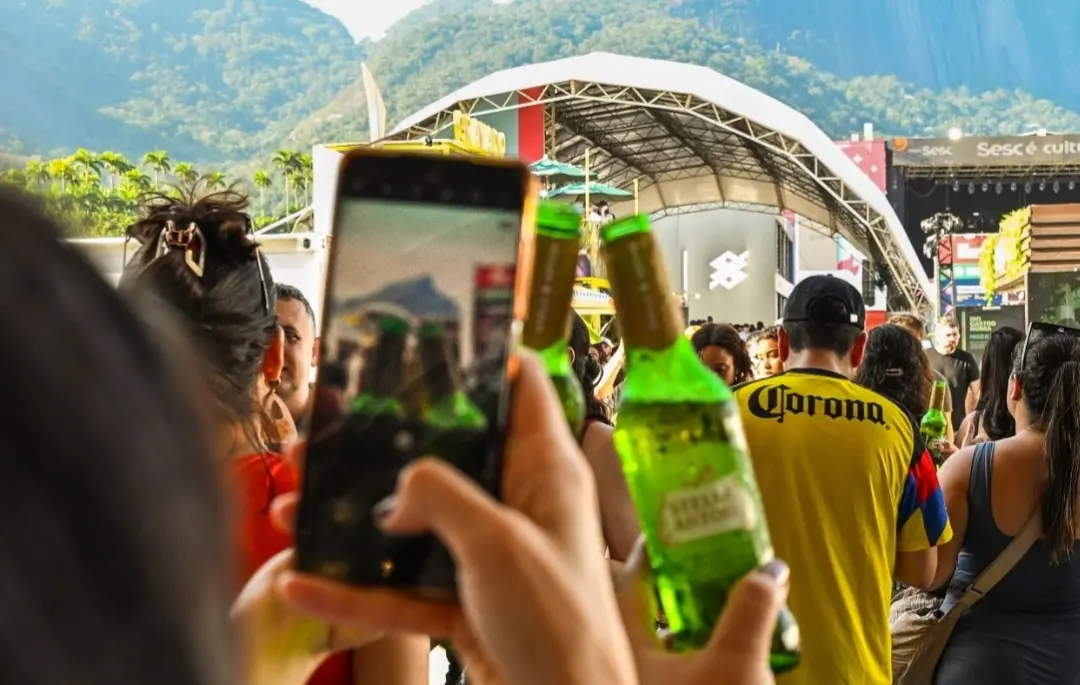 Jockey Club, Rio de Janeiro, tem dose dupla de Stella Artois por R$ 18 no último dia de Rio Gastronomia. O festival reú…