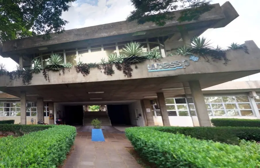 Presidente Prudente viu um local de votação precisar mudar para a Unesp depois que um temporal deixou uma escola sem te…