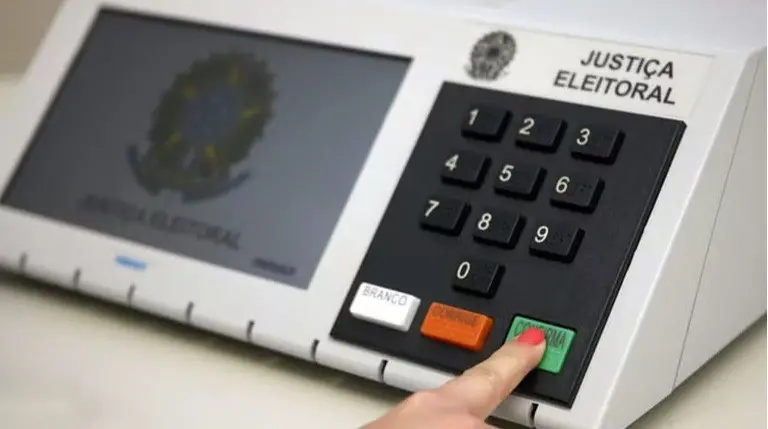 Encerrado o horário de votação, o app Resultados do TSE já mostra a apuração das urnas em tempo real para todo o Brasil…