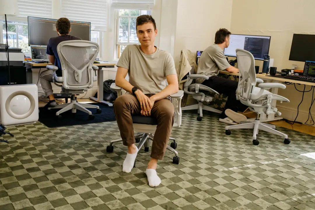 Agentes de IA da Meta e OpenAI agora ajudam pessoas a comprar produtos em nome delas. Esse avanço mostra como a gente p…