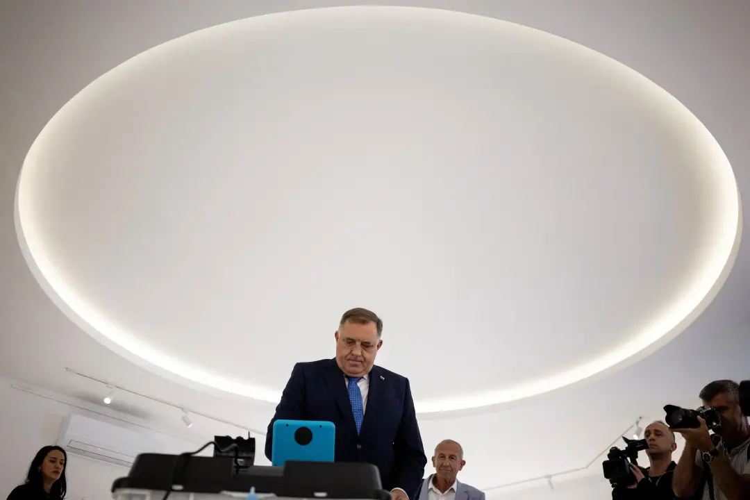 Bosnia-Herzegovina no caminho da União Europeia com os resultados eleitorais. A aliança de Dodik venceu na República Sr…