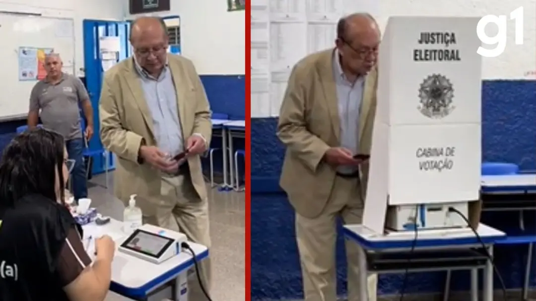 Gilmar Mendes, ministro do STF, votou em Diamantino, MT, e foi apontado com um celular, mas o TRE disse que era uma car…