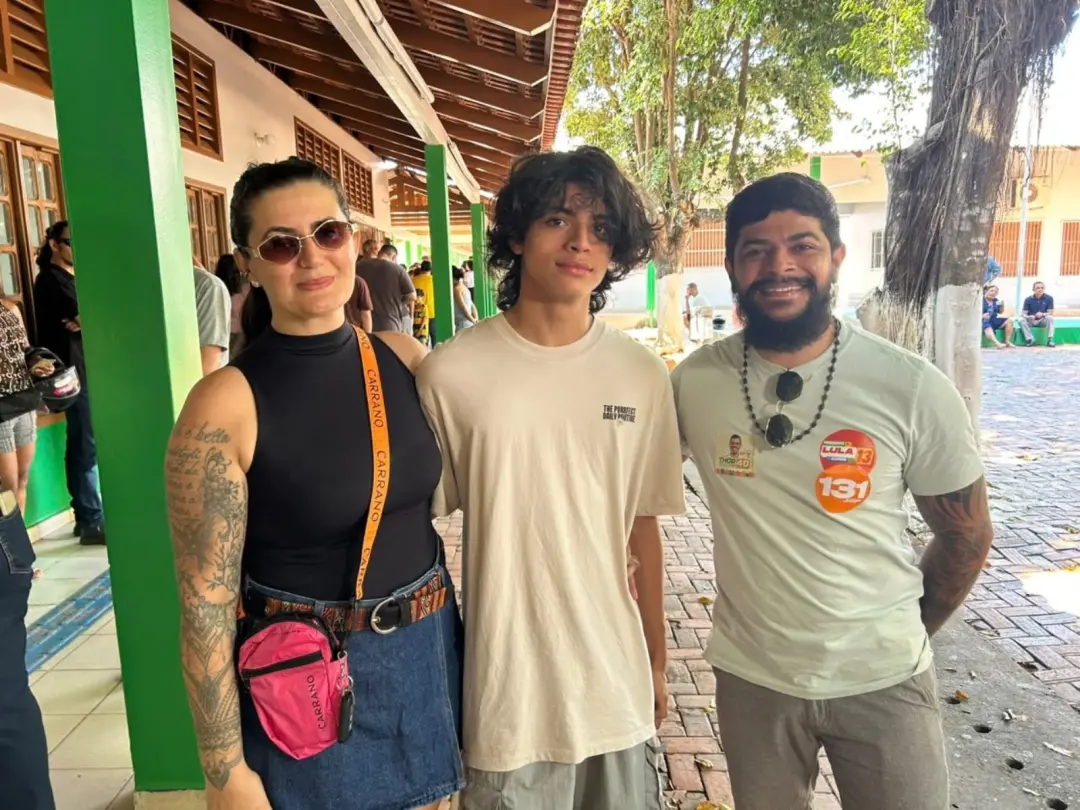 Rio Branco, Acre viu jovens como Arthur e Raylan votando pela primeira vez nas eleições de 2026. É importante ver o jov…