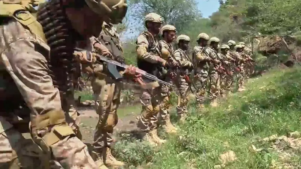 Mais de mil ataques da Força militar iemenita contra alvos apoiados pelo Irã. A intenção é retomar territórios perdidos…